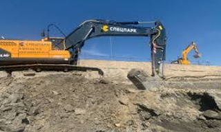 Разработка грунта под коллекторы в Зеленокумске от 2567 руб. – 2Землекопа-Злм